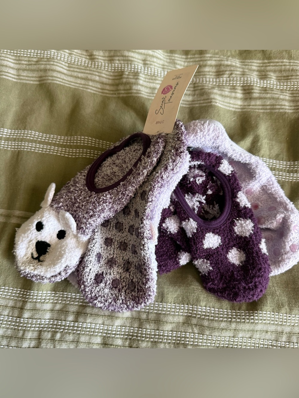 Nonslip fuzzy socks